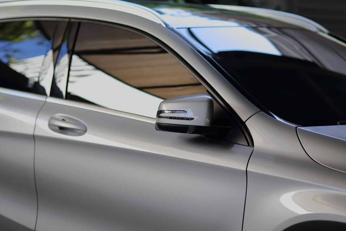 The Comprehensive Guide to Car Window Tinting in Birmingham: Benefits and Regulations: